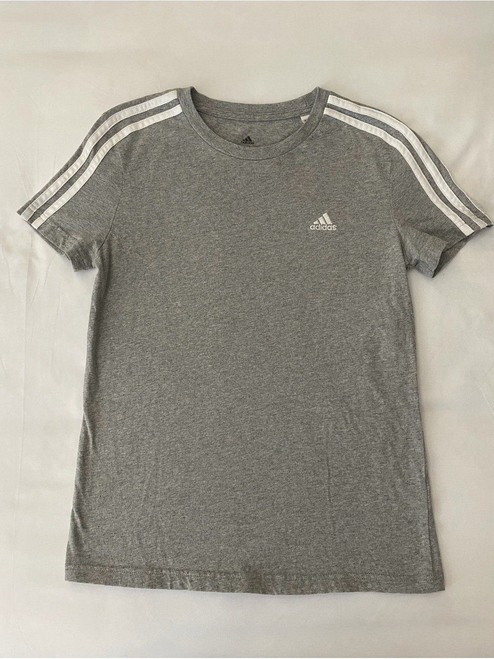 Adidas Essentials 3-Stripes Slim Tee Grey/White Size M